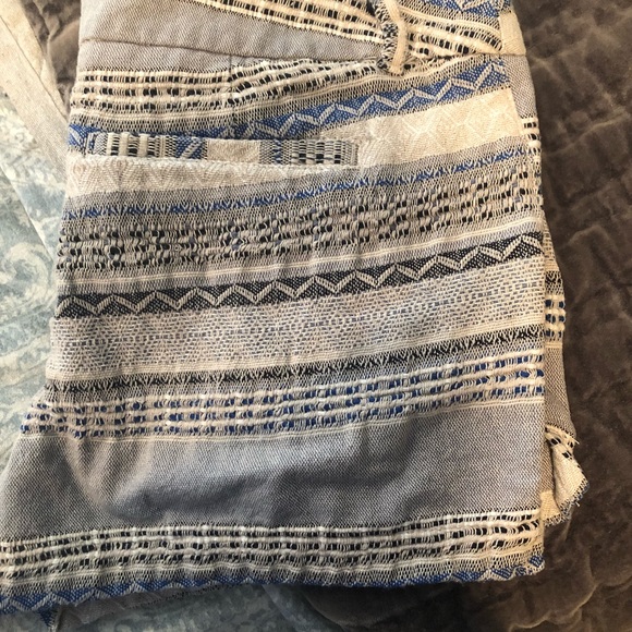 Shorts - Picture 2 of 3